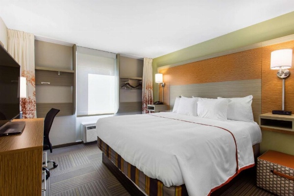 Gallus Stadium Park Inn, Ascend Hotel Collection image 14