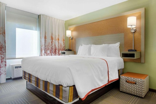 Gallus Stadium Park Inn, Ascend Hotel Collection image 9